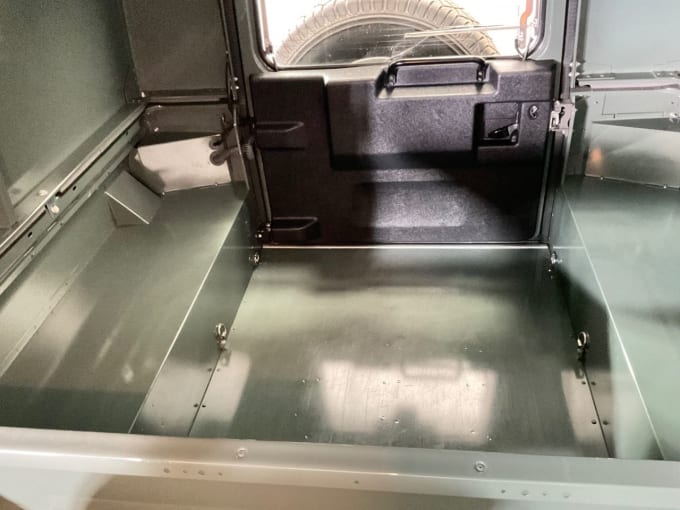 2025 Land Rover Defender