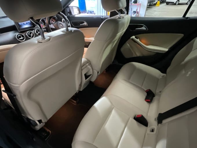 2018 Mercedes-benz 180