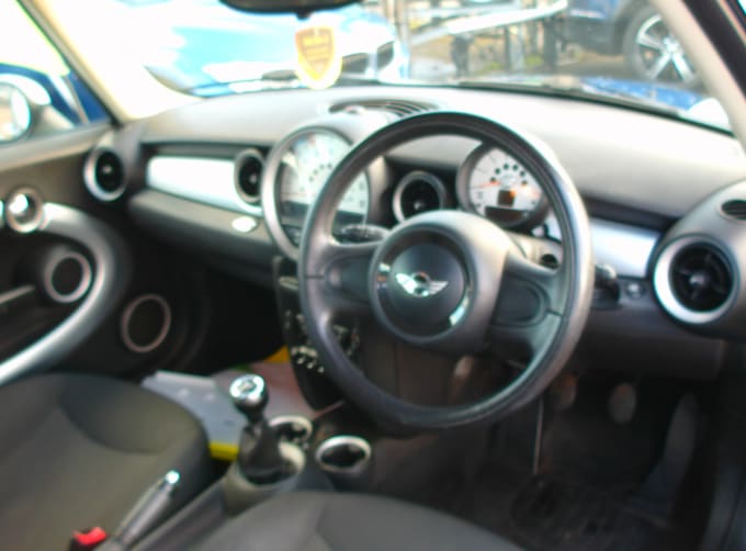 2025 Mini Hatch