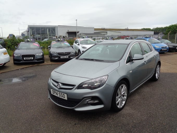 2024 Vauxhall Astra