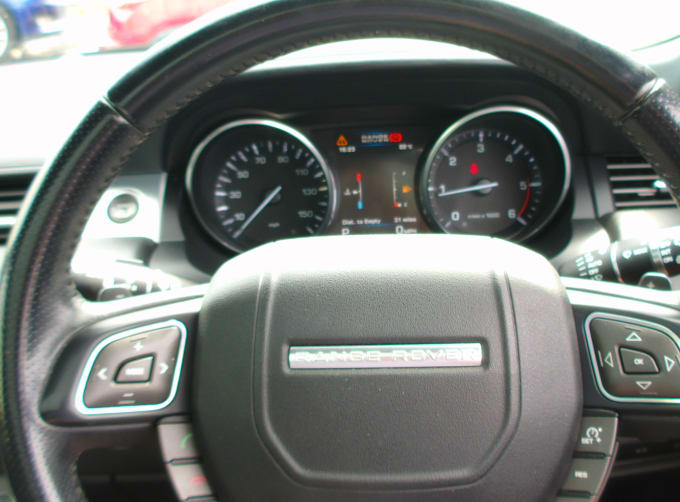2025 Land Rover Range Rover Evoque