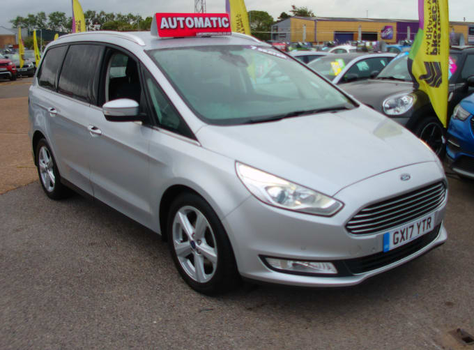 2025 Ford Galaxy