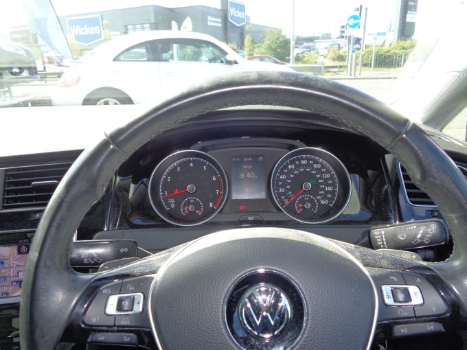 2025 Volkswagen Golf