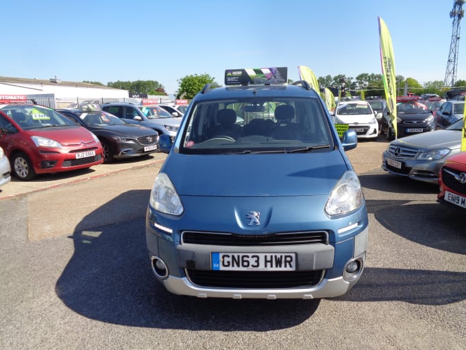 2025 Peugeot Partner Tepee
