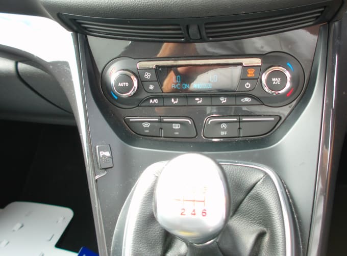 2025 Ford Kuga
