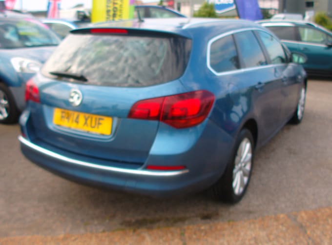 2025 Vauxhall Astra
