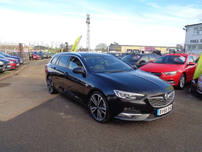 2025 Vauxhall Insignia