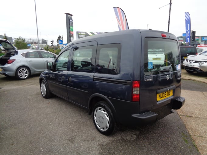 2024 Vauxhall Combo Tour