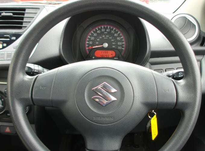 2025 Suzuki Alto