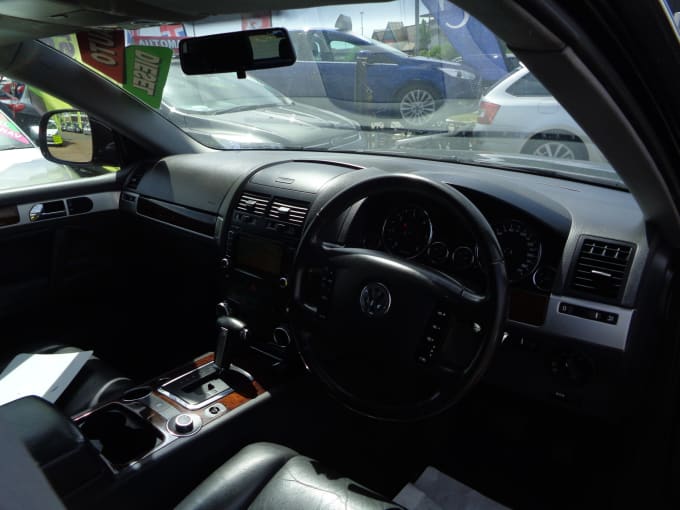 2025 Volkswagen Touareg