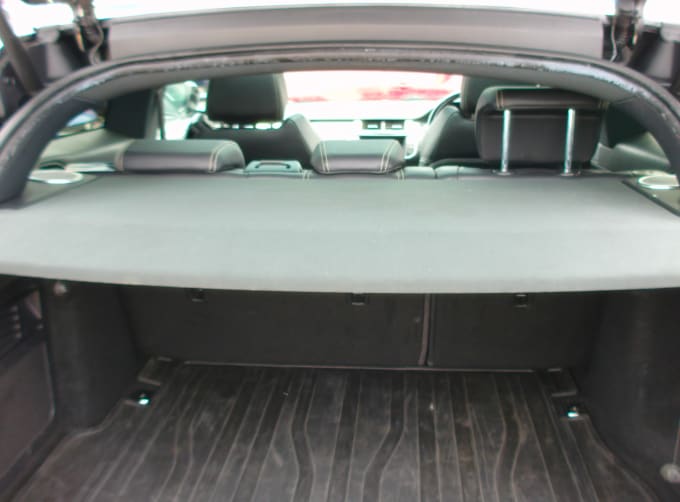 2025 Land Rover Range Rover Evoque