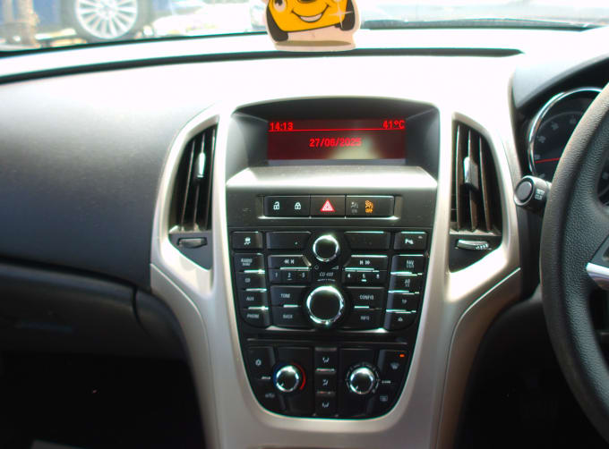 2025 Vauxhall Astra
