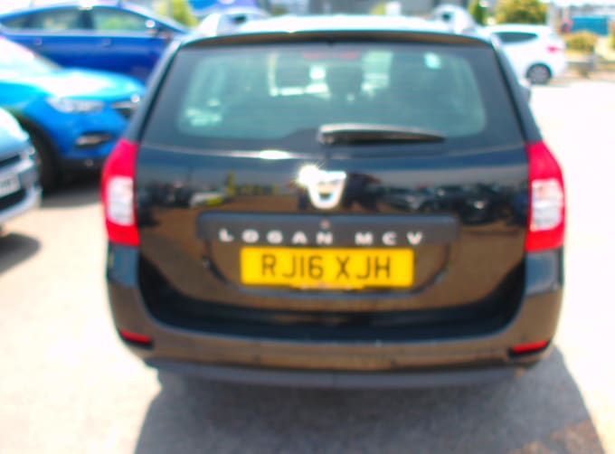2025 Dacia Logan