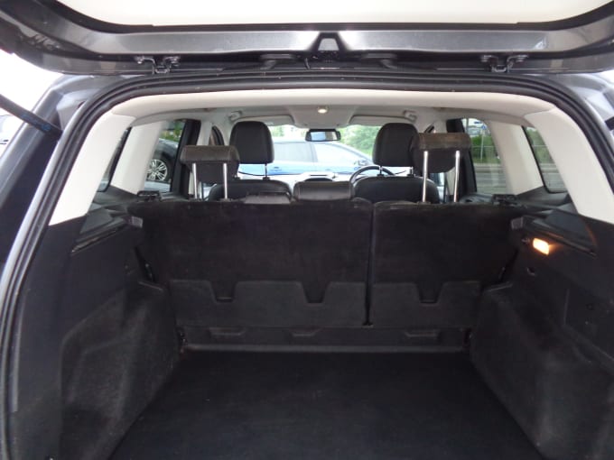 2025 Ford Kuga