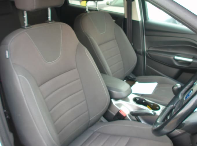 2025 Ford Kuga