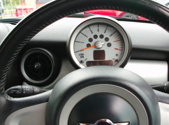 2025 Mini Hatch One