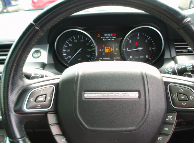 2025 Land Rover Range Rover Evoque