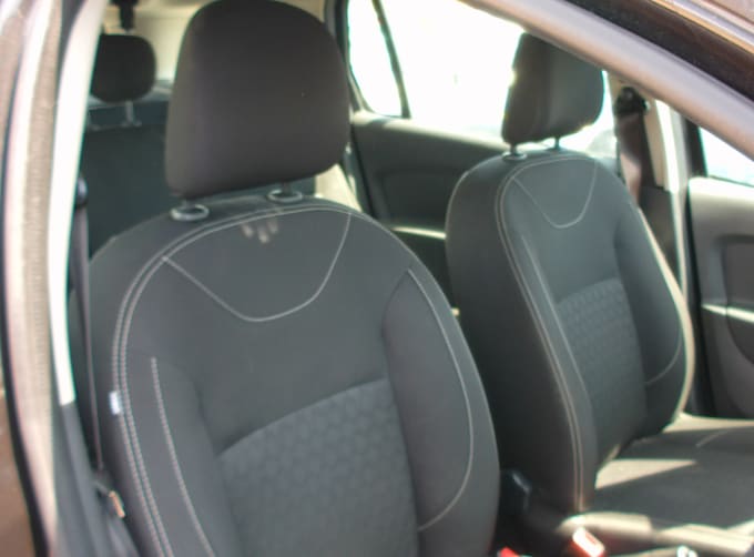 2025 Dacia Logan