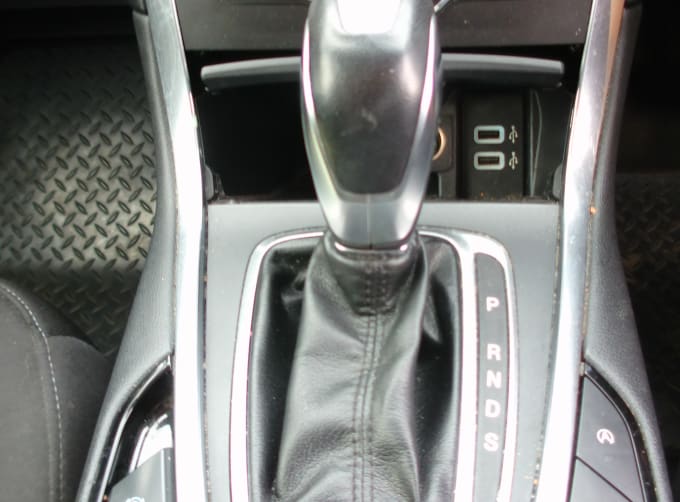 2025 Ford Galaxy