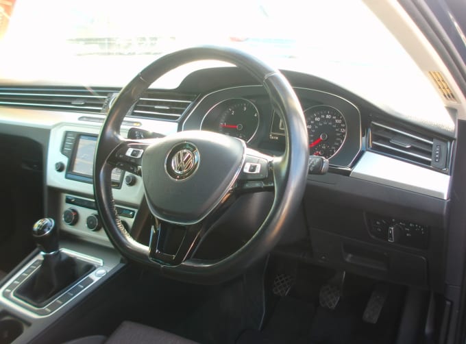 2016 Volkswagen Passat