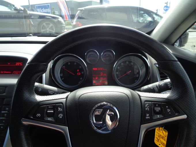 2015 Vauxhall Astra