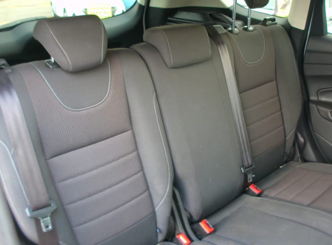 2025 Ford Kuga