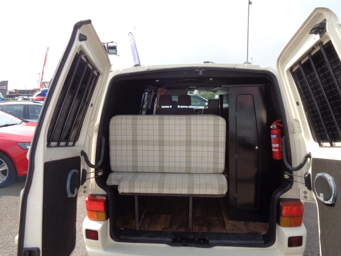 2025 Volkswagen Transporter