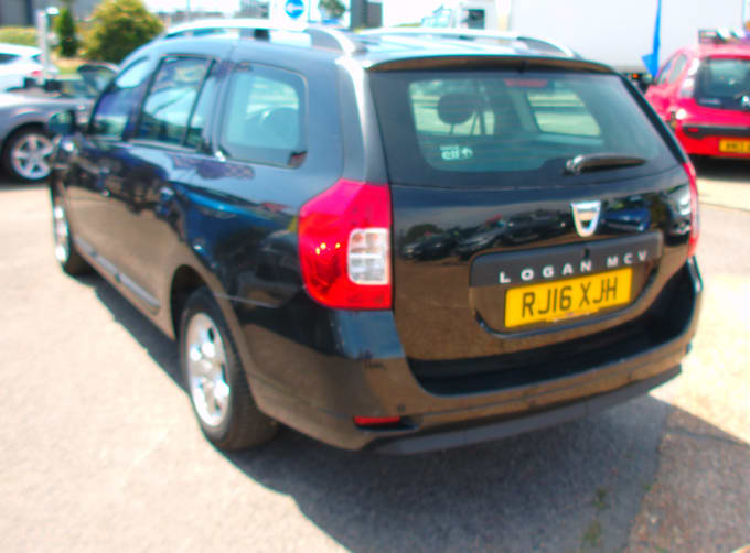 2025 Dacia Logan