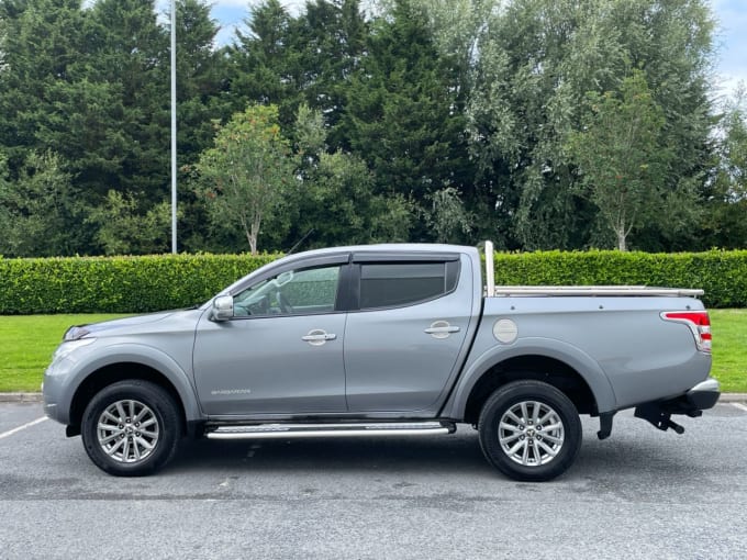 2025 Mitsubishi L200