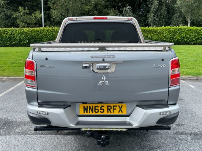 2025 Mitsubishi L200