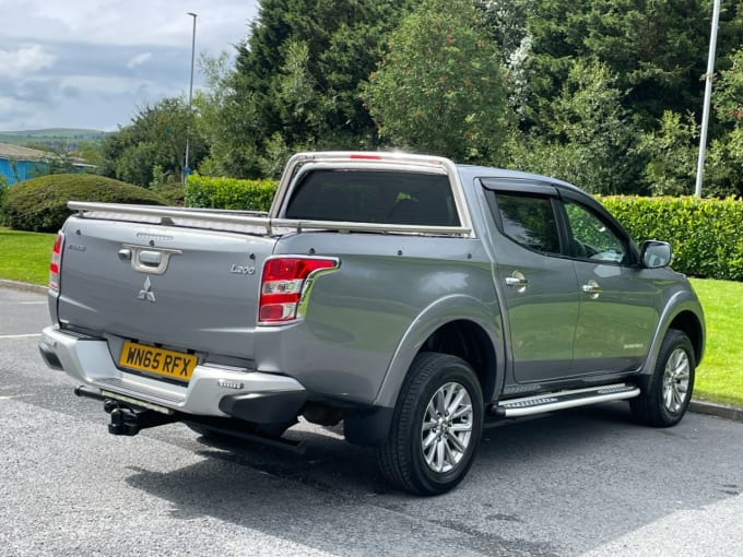 2025 Mitsubishi L200