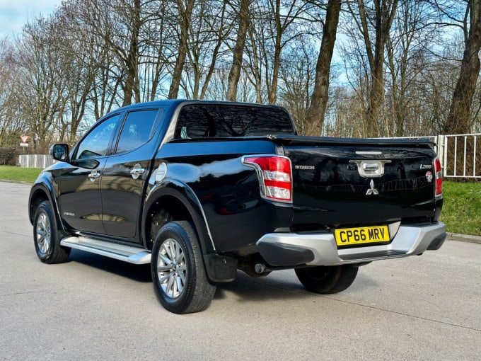 2016 Mitsubishi L200