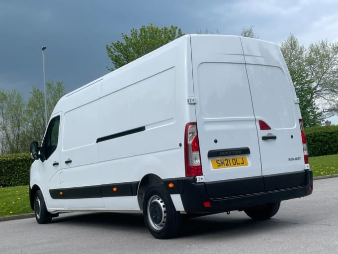 2024 Renault Master