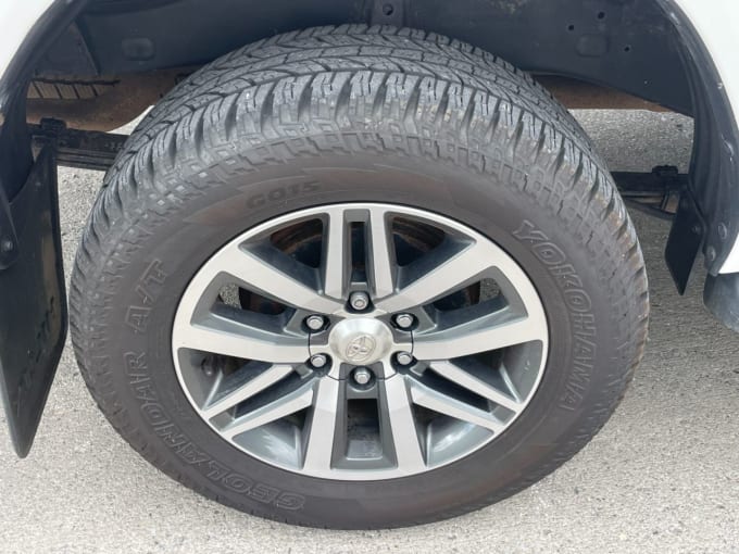 2025 Toyota Hi-lux