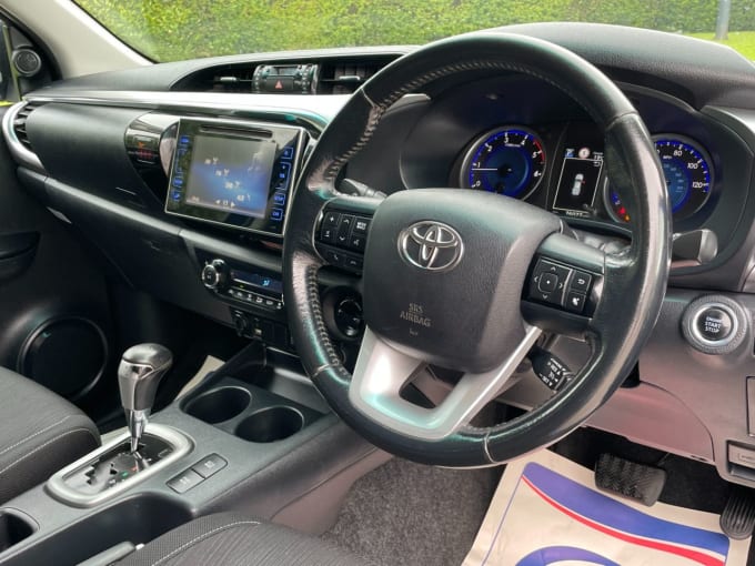 2025 Toyota Hi-lux