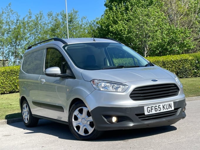 2025 Ford Transit Courier