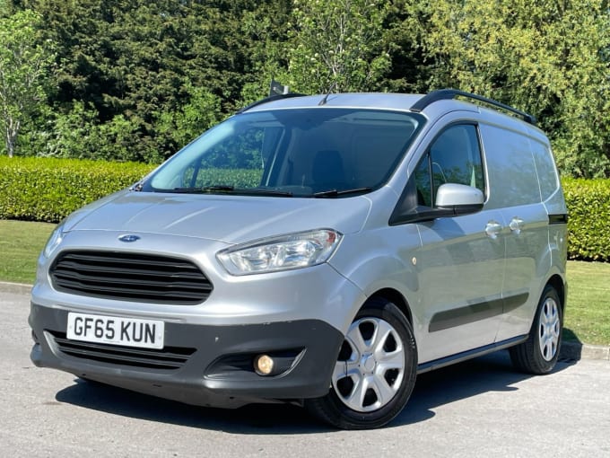 2025 Ford Transit Courier