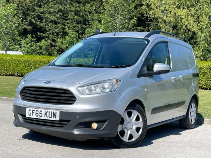 2025 Ford Transit Courier