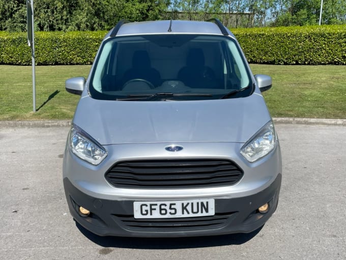 2025 Ford Transit Courier
