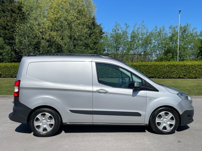 2025 Ford Transit Courier