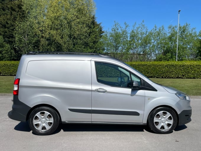 2025 Ford Transit Courier