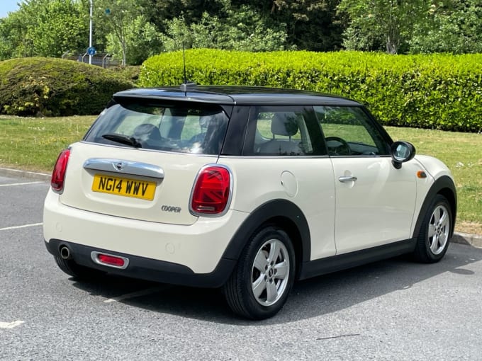 2025 Mini Hatch