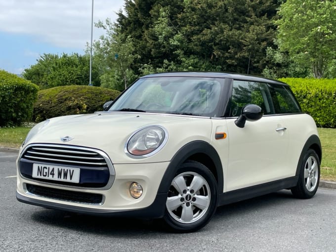 2025 Mini Hatch