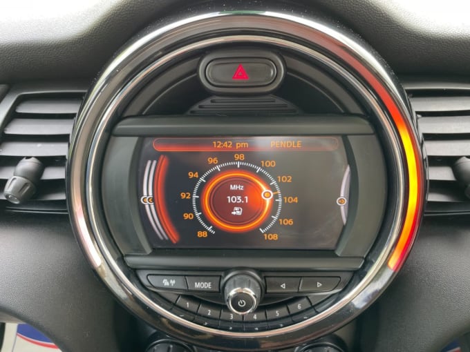 2025 Mini Hatch