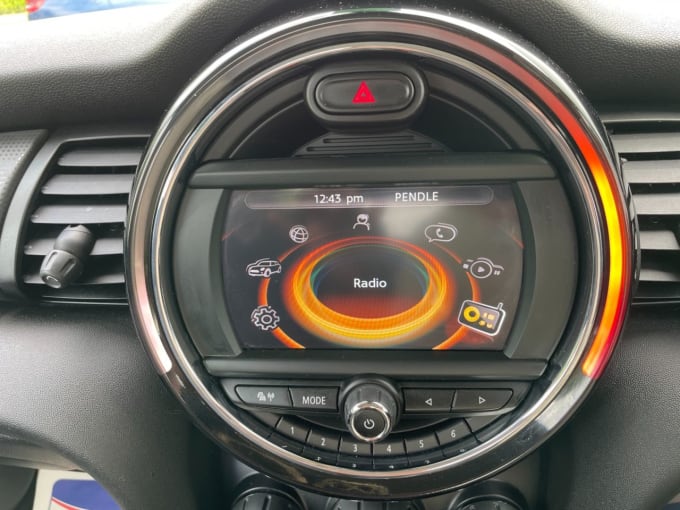 2025 Mini Hatch