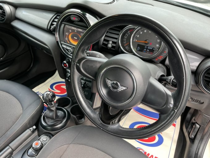 2025 Mini Hatch