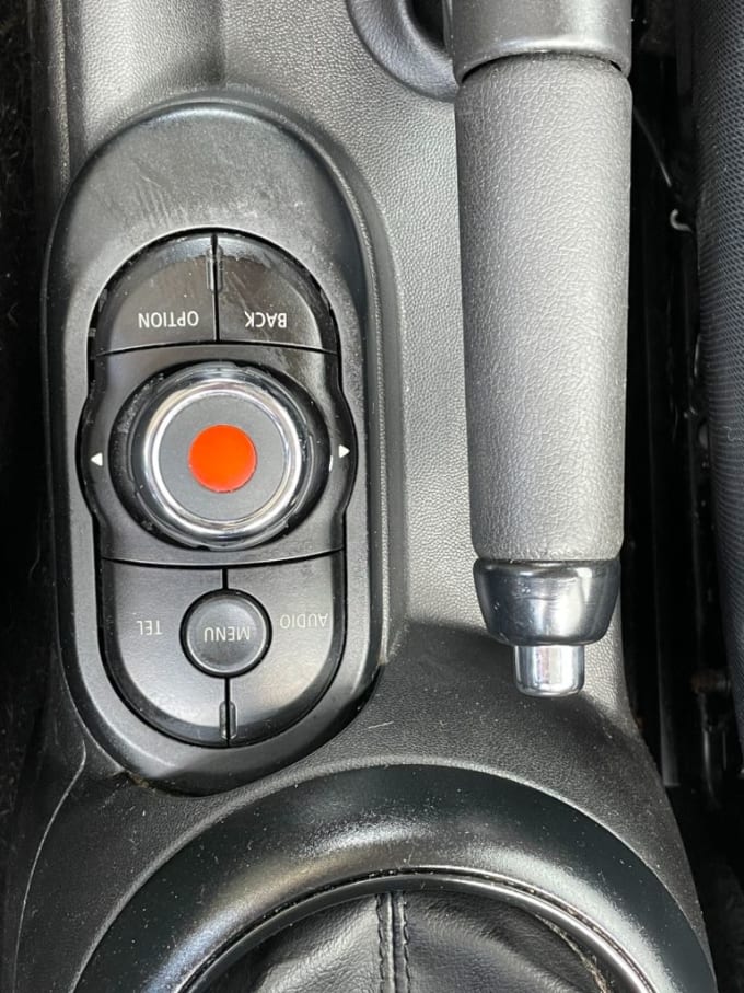 2025 Mini Hatch