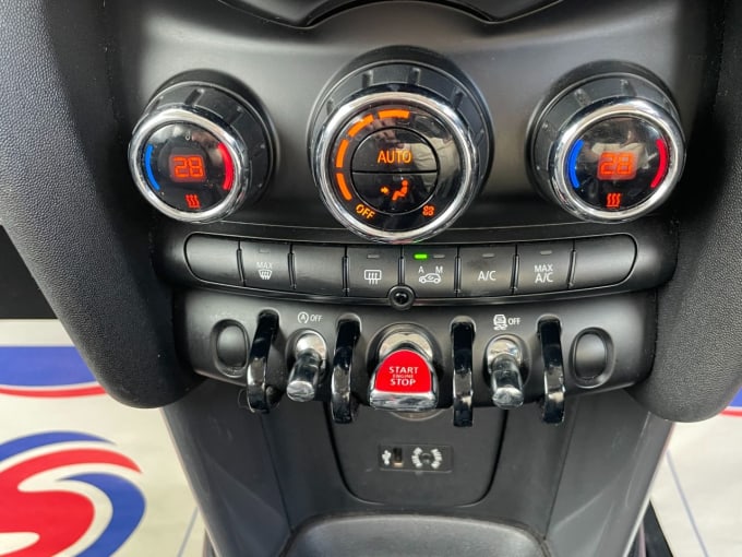 2025 Mini Hatch