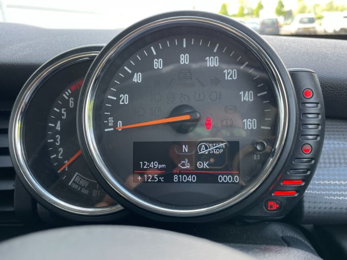 2025 Mini Hatch