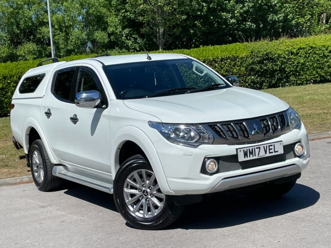 2025 Mitsubishi L200